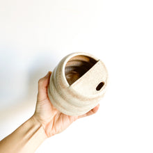 Load image into Gallery viewer, Toasted Marshmallow Bubble Sippy Cup (30)
