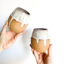 Load image into Gallery viewer, Lavender Cream Wineglasses (53)
