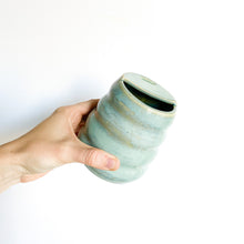 Load image into Gallery viewer, Turquoise Bubble Sippy Cup (51)
