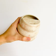 Load image into Gallery viewer, Tiny Hearts Bubble Sippy 16oz
