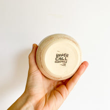 Load image into Gallery viewer, Tiny Hearts Bubble Tumbler 16oz
