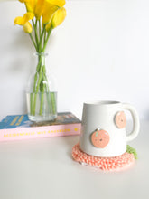 Load image into Gallery viewer, Happy Peaches Mug &amp; Mug Rug (2)
