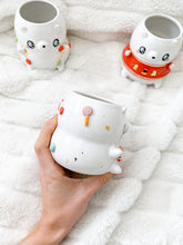 Load image into Gallery viewer, Chunky Festive Bear Cup
