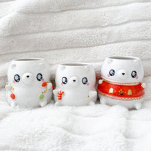 Load image into Gallery viewer, Chunky Festive Bear Cup
