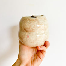 Load image into Gallery viewer, Tiny Hearts Bubble Sippy 14oz
