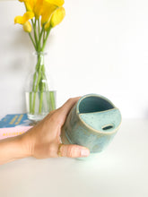 Load image into Gallery viewer, Turquoise Star Drip Sippy Cup (32)
