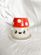 Load image into Gallery viewer, Mushroom Boi Planter

