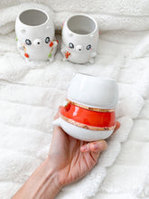 Load image into Gallery viewer, Chunky Festive Bear Cup

