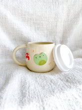 Load image into Gallery viewer, Froggy &amp; Mushroom Sippy Mug 16oz
