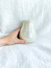 Load image into Gallery viewer, Pearl Opal Bud Vase
