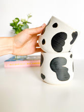 Load image into Gallery viewer, Milk Cow Wine Glasses 14oz (37)
