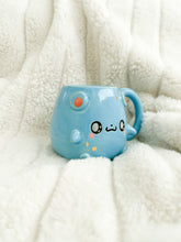 Load image into Gallery viewer, Chunky Lil Marill - Gold Luster
