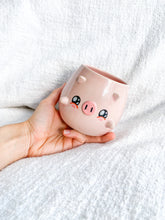 Load image into Gallery viewer, Peaches the Piggy Cup
