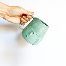 Load image into Gallery viewer, Juniper Forest Star Drip Mug 14oz
