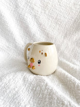 Load image into Gallery viewer, Oolong the Otter Cup Preorder
