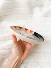 Load image into Gallery viewer, Peppermint Butler Dessert Dish
