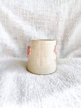 Load image into Gallery viewer, Froggy &amp; Flowers Mug 16oz
