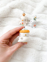 Load image into Gallery viewer, Holiday Animals Ornament
